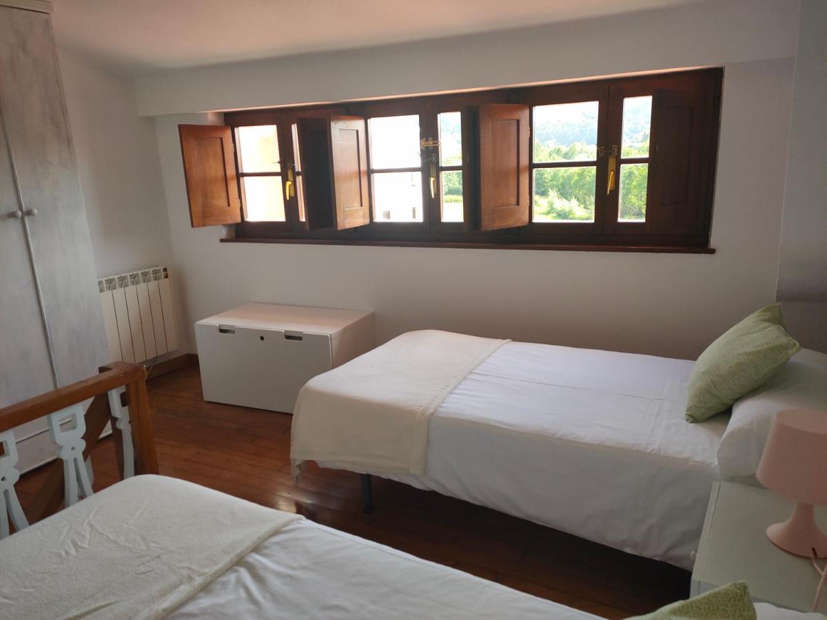 La Casina Del Carril Villa Colunga Eksteriør billede