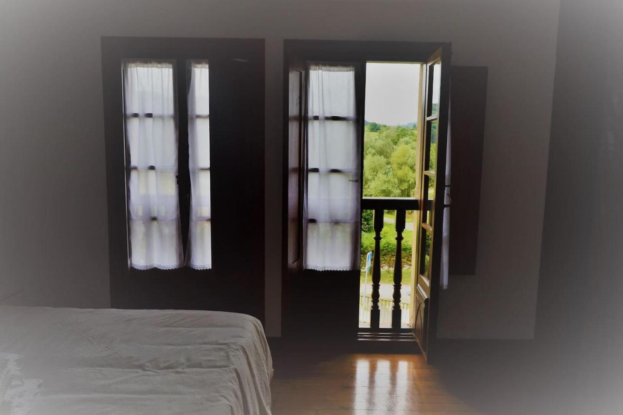 La Casina Del Carril Villa Colunga Eksteriør billede